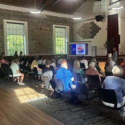 Community FOCUS crowd 4
